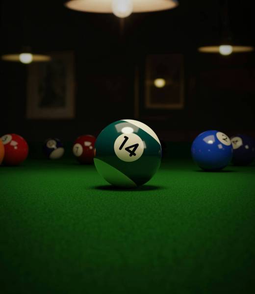 Billardkugel Nummer 14 im Vordergrund auf einem grünen Billardtisch, umgeben von weiteren Kugeln in einer dimmigen, stimmungsvollen Umgebung